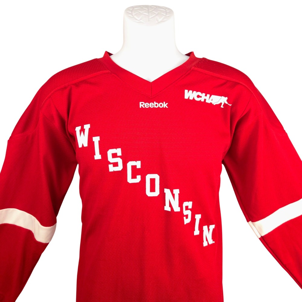Reebok Wisconsin Badgers Hockey Jersey Red WCHA Youth L/XL Fits Mens Small